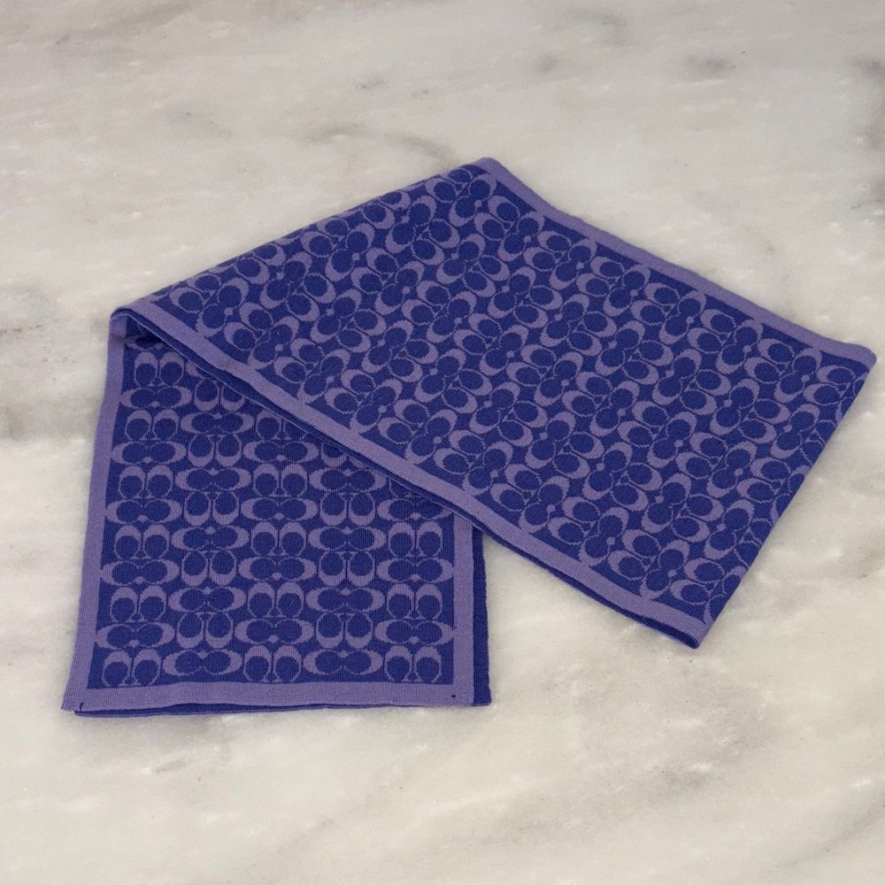 Coach Reversible Signature C Monogram Merino Wool Knit Scarf Purple Lavender - Picture 5 of 11